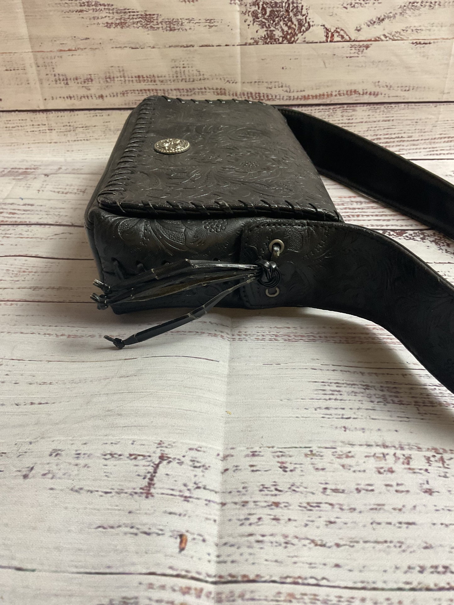 Minnetonka Black Leather Handbag Purse
