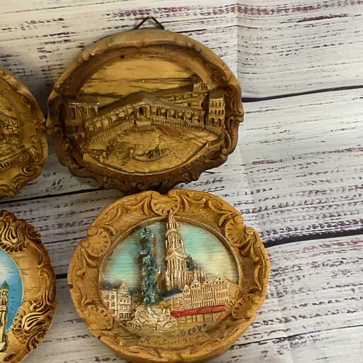 VTG/ANTIQUE Mini Souvenir Wood Carved 3-D Europe Cities Hanging Plates- 3.75"