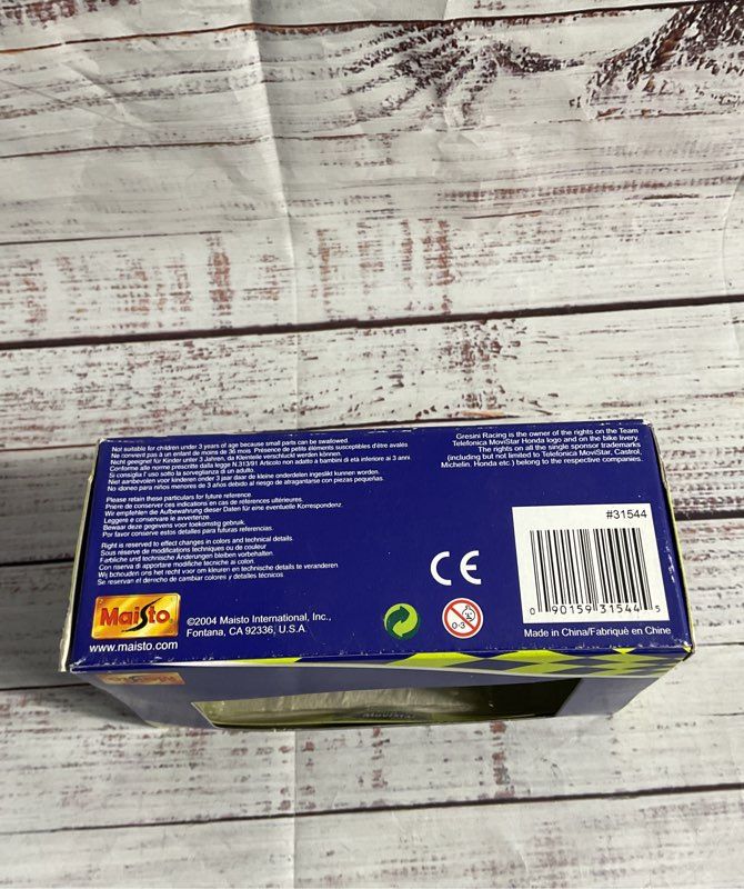 Maisto 1:18 Honda RCV 211 2004 Sete Gibernau Telefonica Movistar