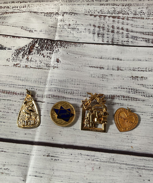 Mizrachi Womens Organization of America 4 Gold Plated Vintage Brooch