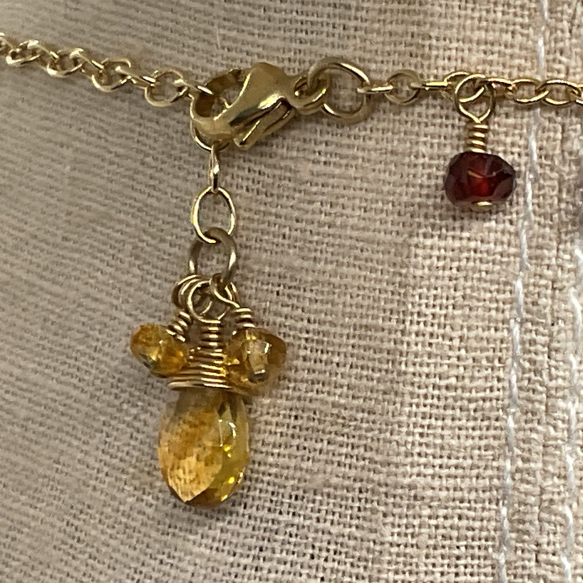 585 14K Yellow Gold Garnet & Citrine Dangle Beads 21" Chain Necklace- 11.97g