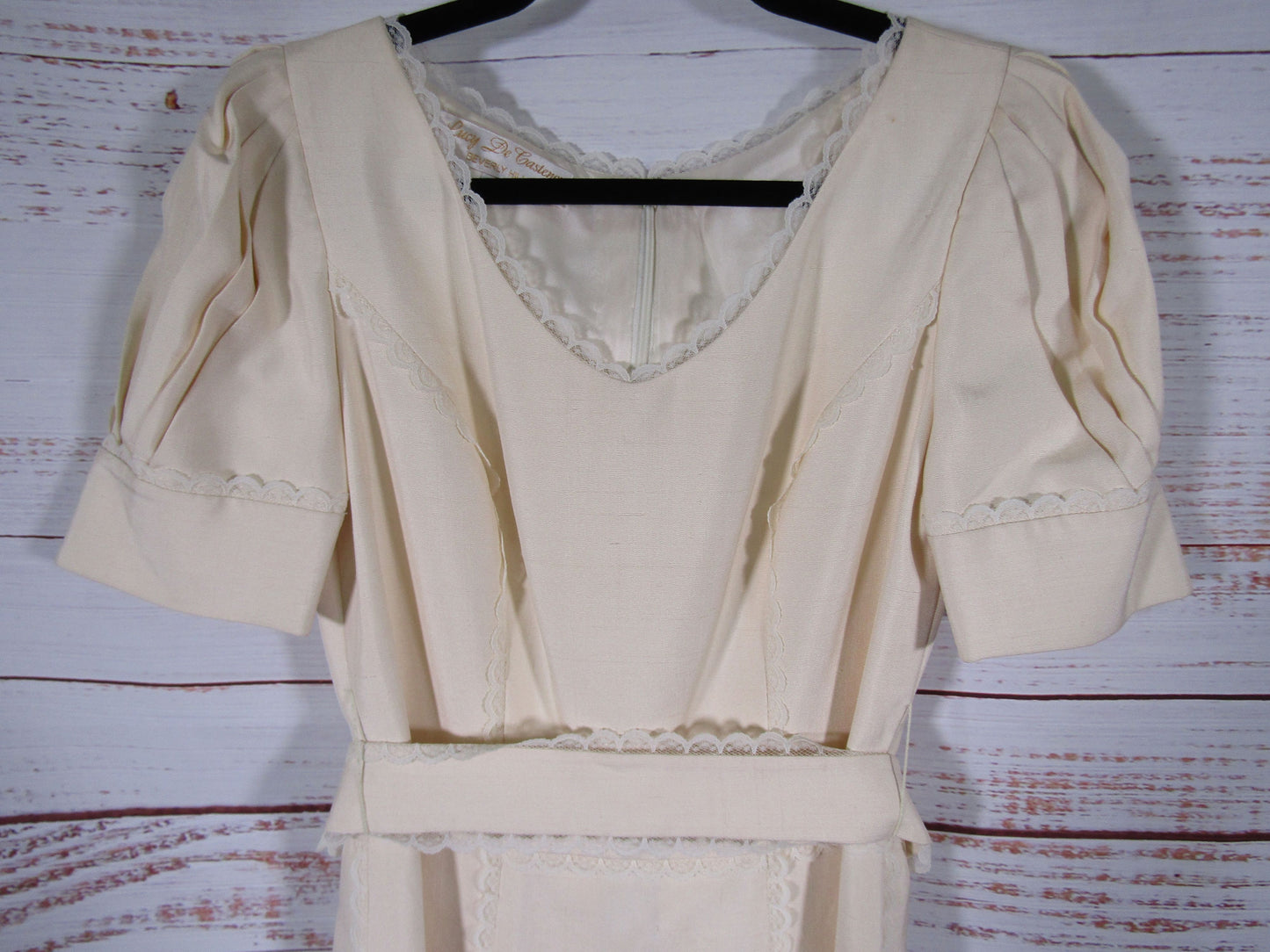 Lucy De Castenou Women's Ivory Lace Detail Short Sleeve Dress Size 8
