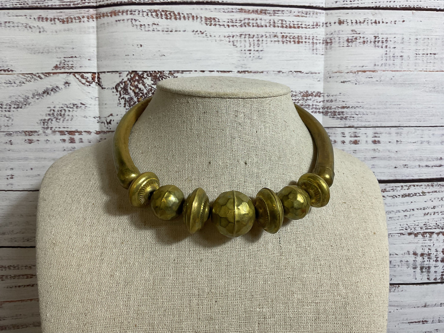 VTG. Modernist Hammered Chunky Brass Statement Necklace- 16"