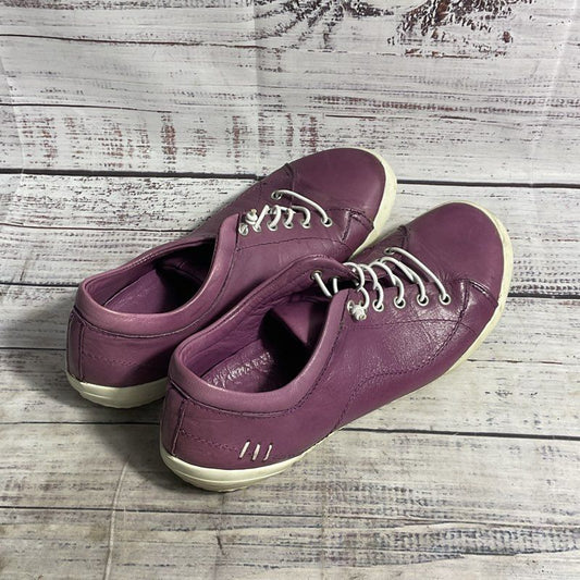 Gelato Tessa 2 Grape Purple Leather Slip On Sneaker Casual Shoe Women's 7.5 US