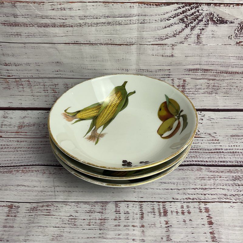Royal Worcester 3 Pc. Evesham 7" Gold Rim Porcelain Soup/cereal Bowl Set