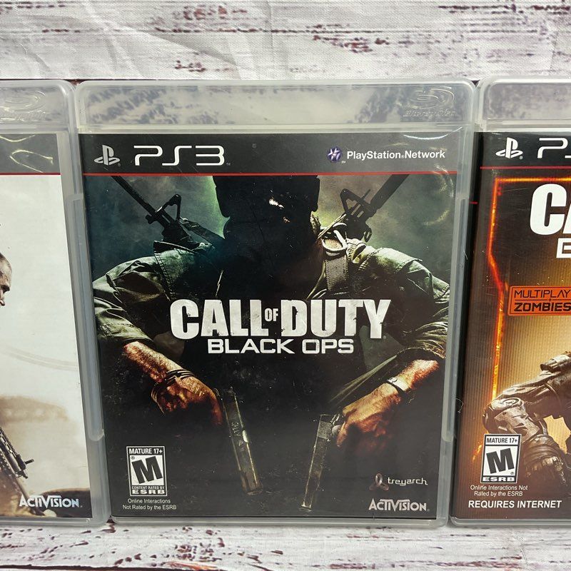 Sony Playstation PS3 Call of Duty 3 pc. Game Bundle (Black Ops Advanced Warfare)