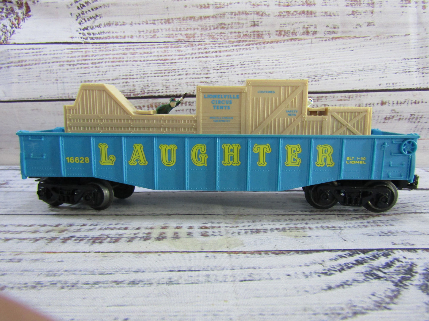 Vintage Lionel Train Operating Clowns Gondola Model 16628