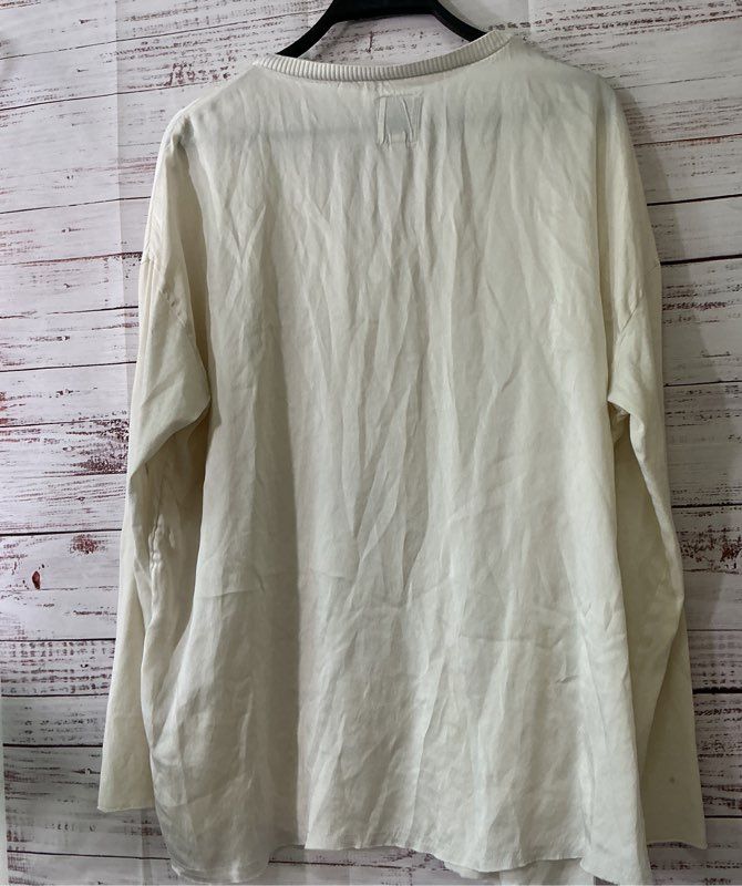 Women's Go Silk Ivory Silk V Top Size L Retail $358