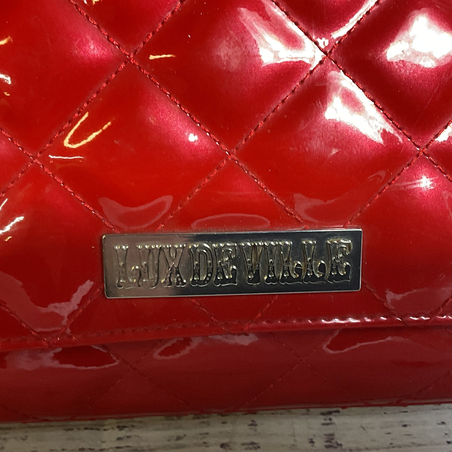 LUX DE VILLE Red Quilted Faux Patent Leather Chain Strap Shoulder Bag 8.5" x 12"