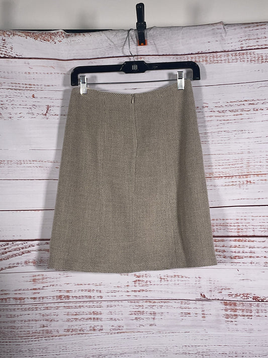 Brooks Brothers Beige Skirt - Size Petite 0