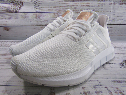 Adidas Swift Run Women's White Low Top Sneakers Size 9.5 EG9492