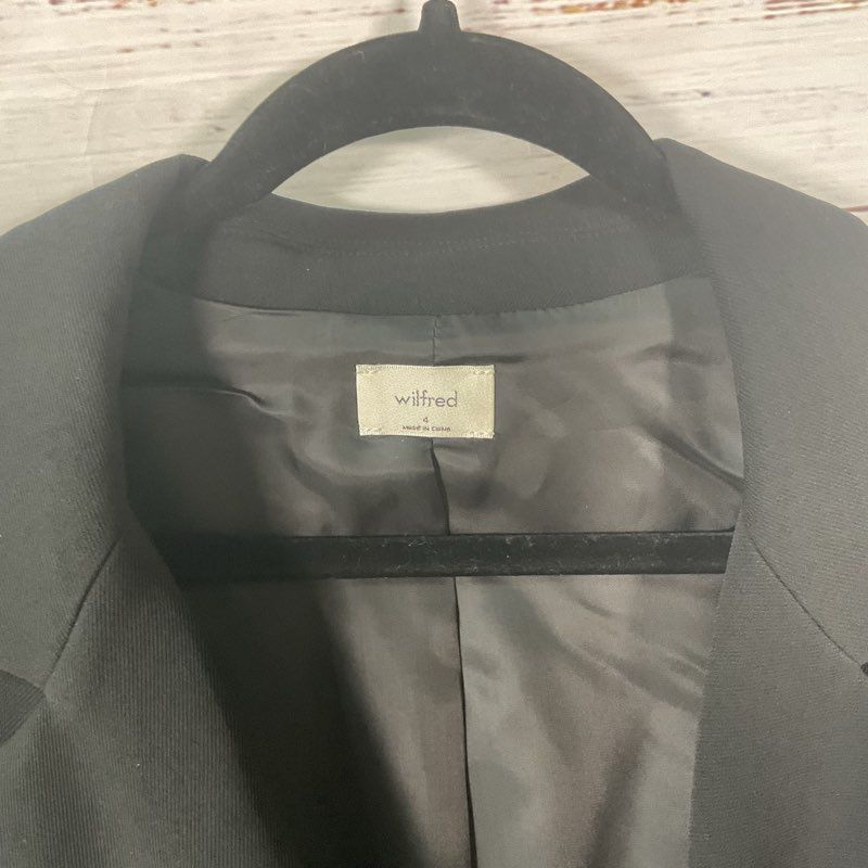 NWT Wilfred by Aritzia Black Audrina Wrap Blazer Formal Jacket - Size 4