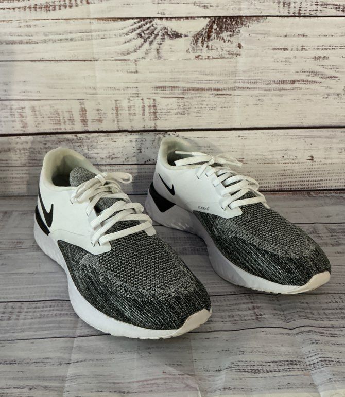 Men's Nike Odyssey React White And Black Sneakers Size 10.5
