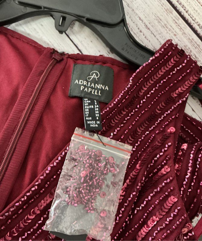 NWT Adrianna Papell Ruby Beaded Long Dress with fringe bottom Size 2 Retail $349