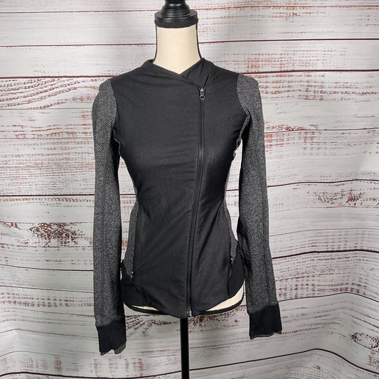 Lululemon Emerge Renewed Grey Herringbone Black Jacket - Size 6