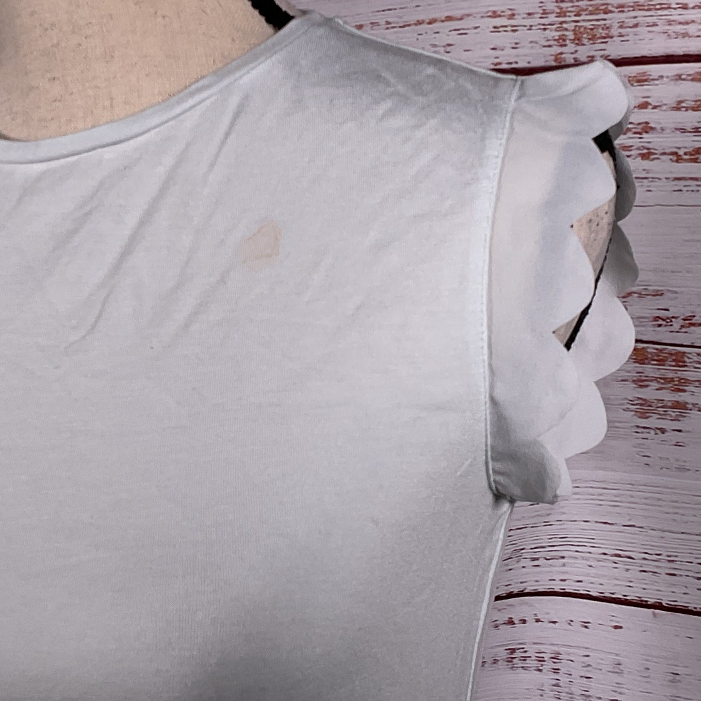 NWD TED BAKER Women's Scallop Sleeve Cap Tee Blouse- SZ 1/ 4 US