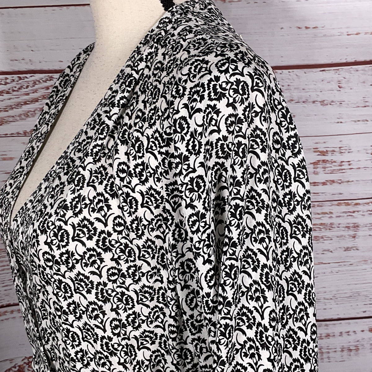 NWT A.P.C Whitney White with Black Print Women's Wrap Dress- SZ 4 (RETAIL $495)