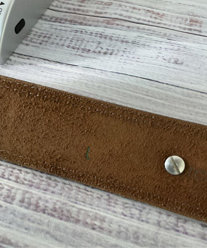 Women's Vtg Streets Ahead Brown Leather Belt with silver round hardware Size L