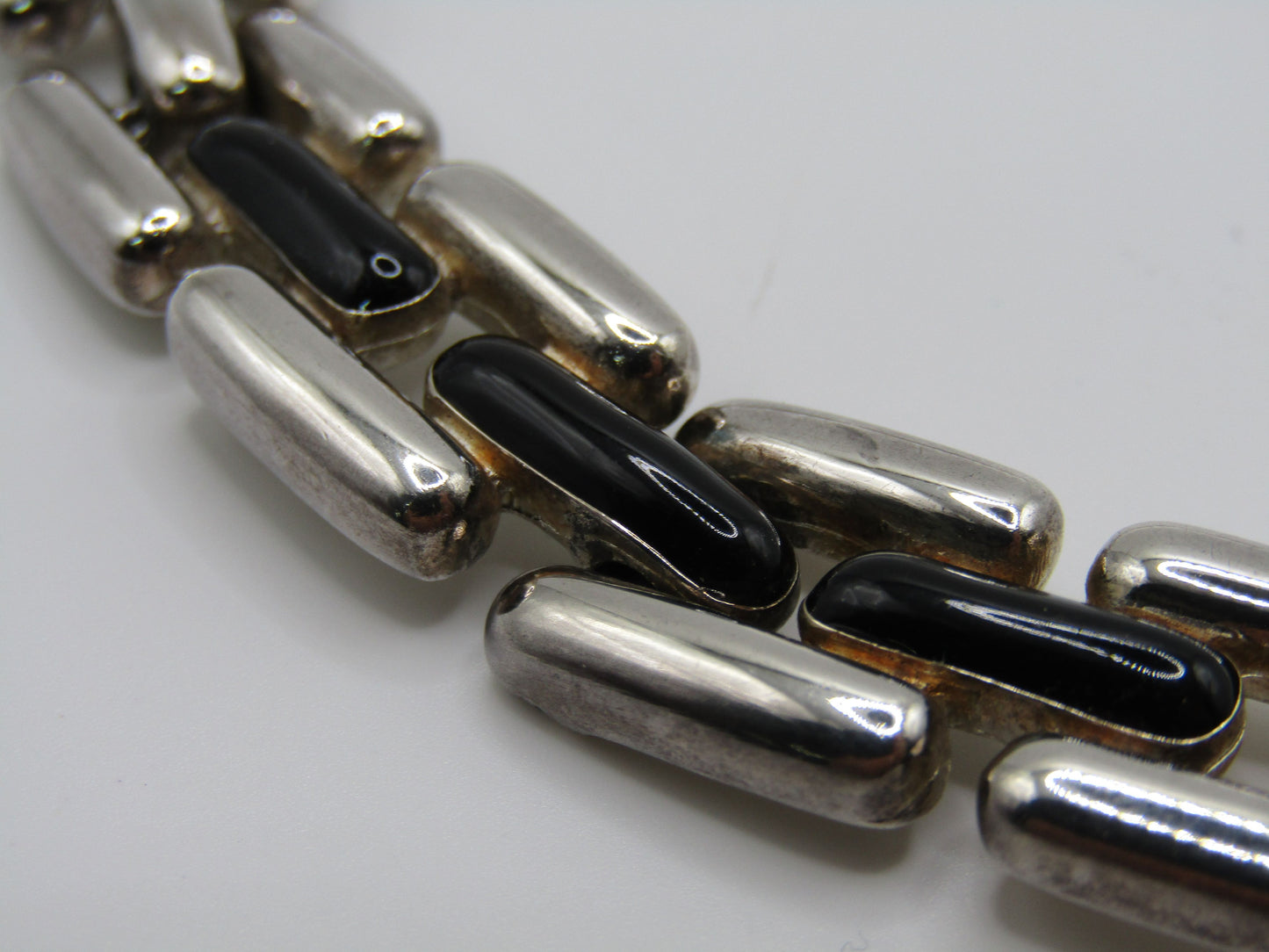 Vintage 15" Silver Plated Onyx Inlay 15mm Panther Link Necklace