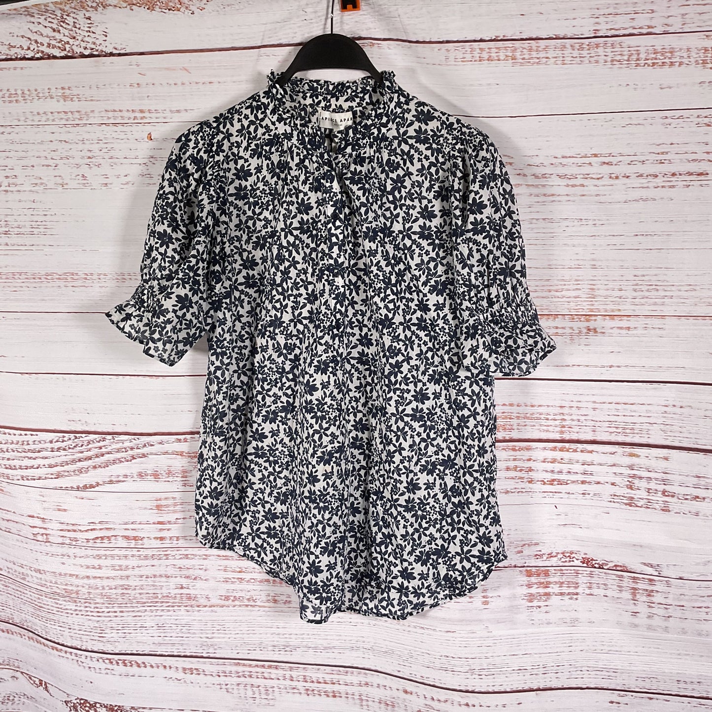 Apiece Apart White Navy Blue Floral Print Cotton Short Sleeve Blouse - Size S