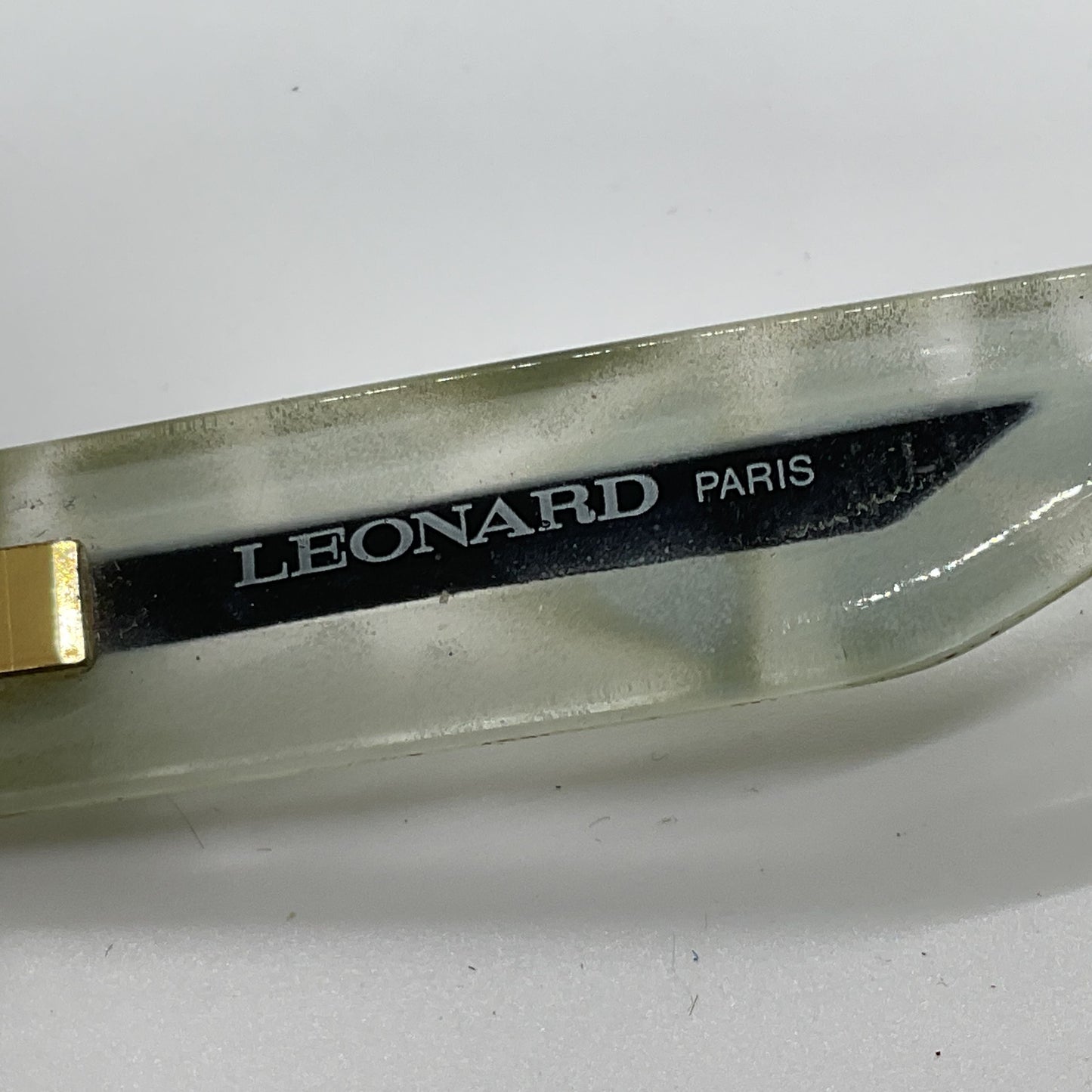 VTG. LEONARD Paris Women's Acrylic Lucite Oversized Sunglasses- FRAMES ONLY