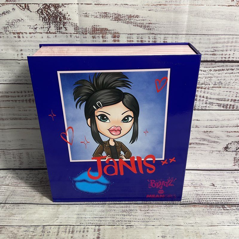 NEW Bratz X Mean Girls Janis Spring Fling Collector Fashion Doll
