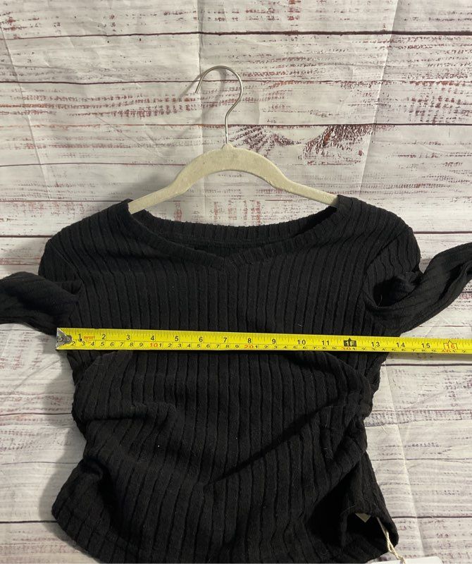 NWT Women's Ribbed Black Long Sleeve Top Size S
