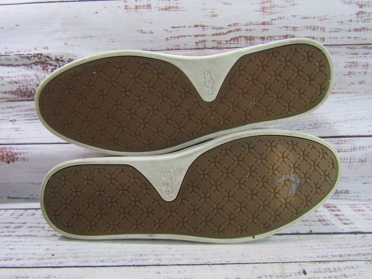 UGG Carilyn Women's Brown Suede Low Top Sneakers Size 8.5