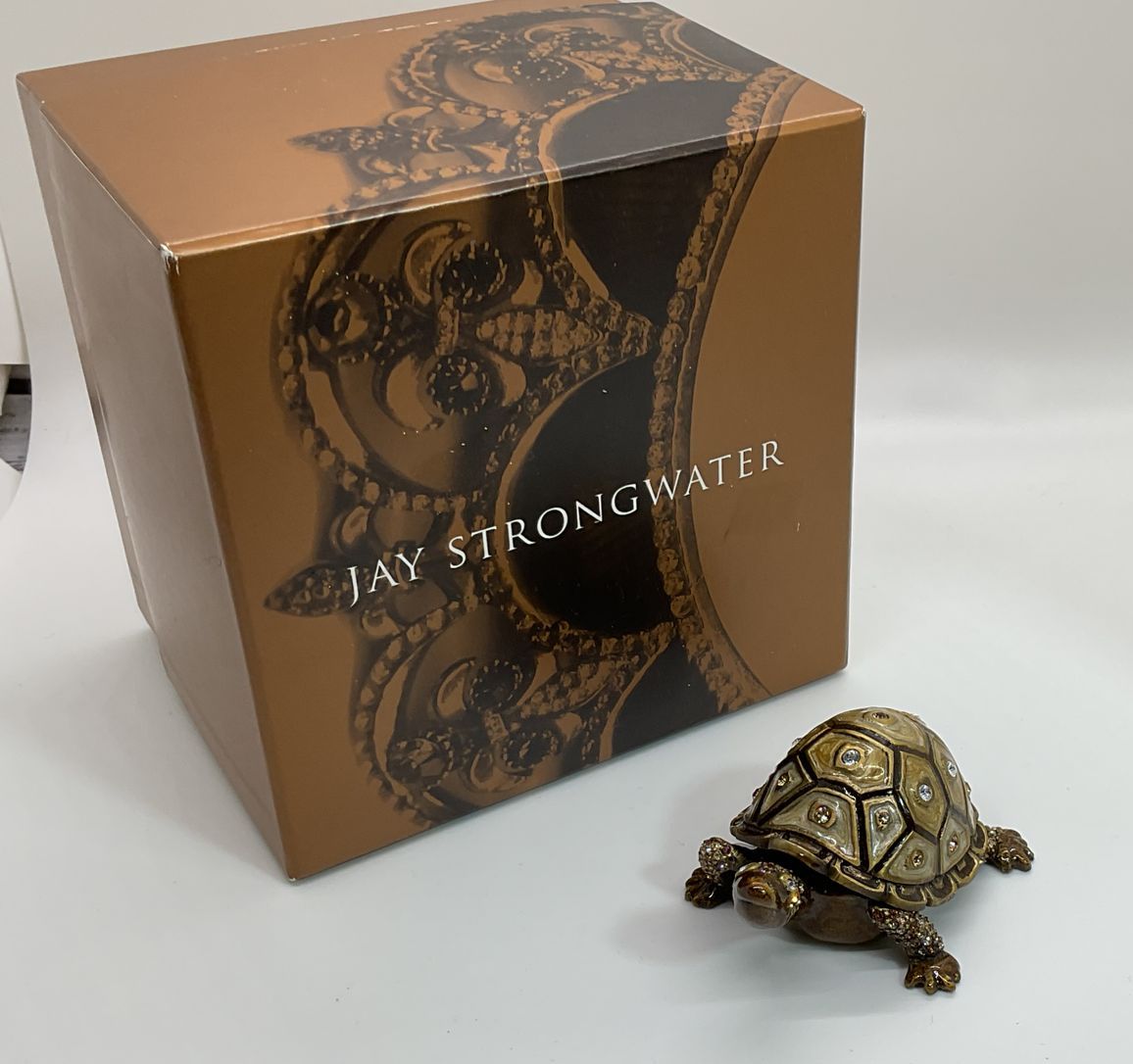 JAY STRONGWATER Brown Golden Brown Amber & Clear Crystals Turtle Trinket Box 3”
