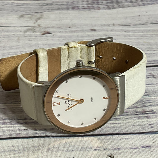SKAGEN 358LSRLW Women's Gold Tone White Leather Band Watch