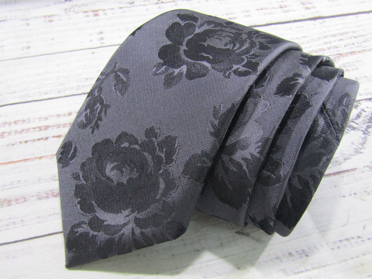 Ted Baker Men's Gray Black Rose Print Silk Slim Tie
