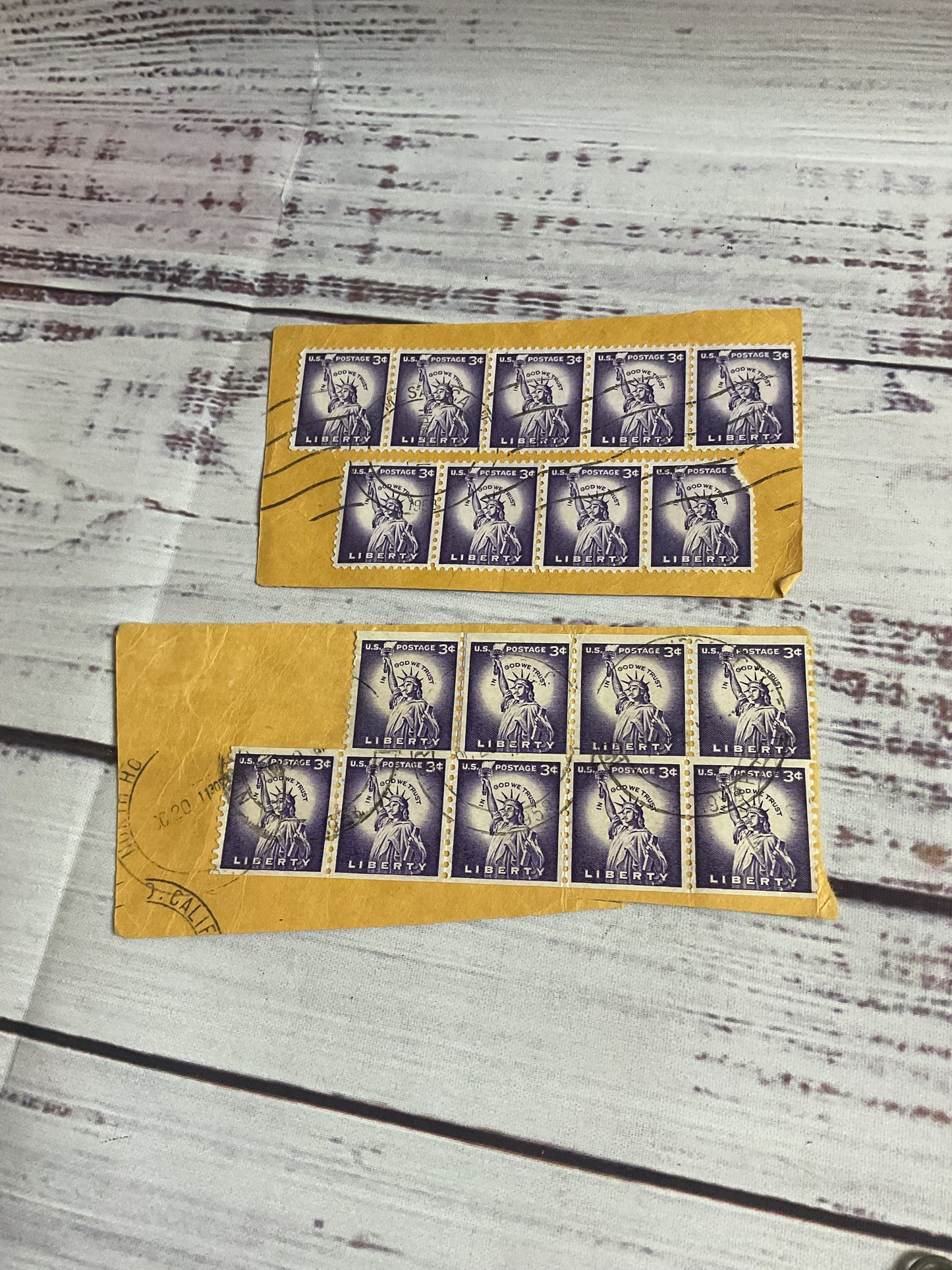 Lot Of Hundreds Of Vintage Us Stamps Presidents Icons