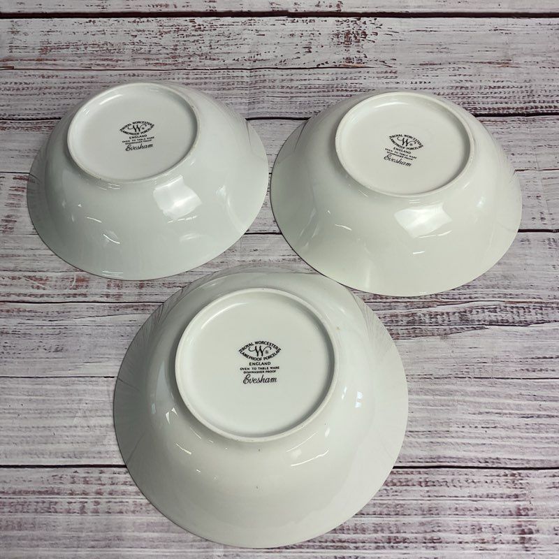 Royal Worcester 3 Pc. Evesham 7" Gold Rim Porcelain Soup/cereal Bowl Set