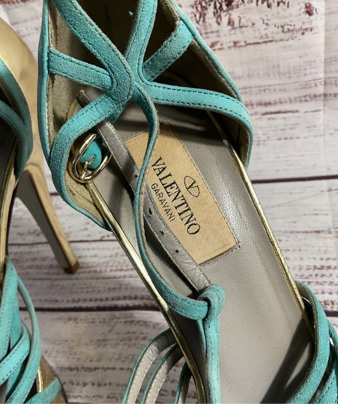 Vintage Valentino Garavani Patent Leather Suede Strappy Heels Size 37EU/7US