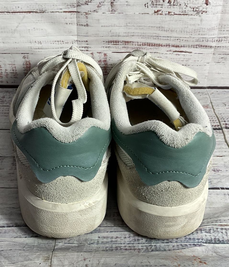 New Balance CT302 Sneakers Sea Salt Jumper Women's 9 Men's 7.5