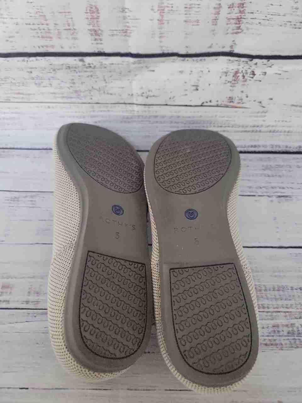 NWOB Women's Rothys Gray Slip-On Women Size 5