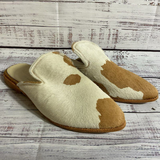BOUGAINVILLEAS Beige Calf Fur Slip On Mules- SZ 35