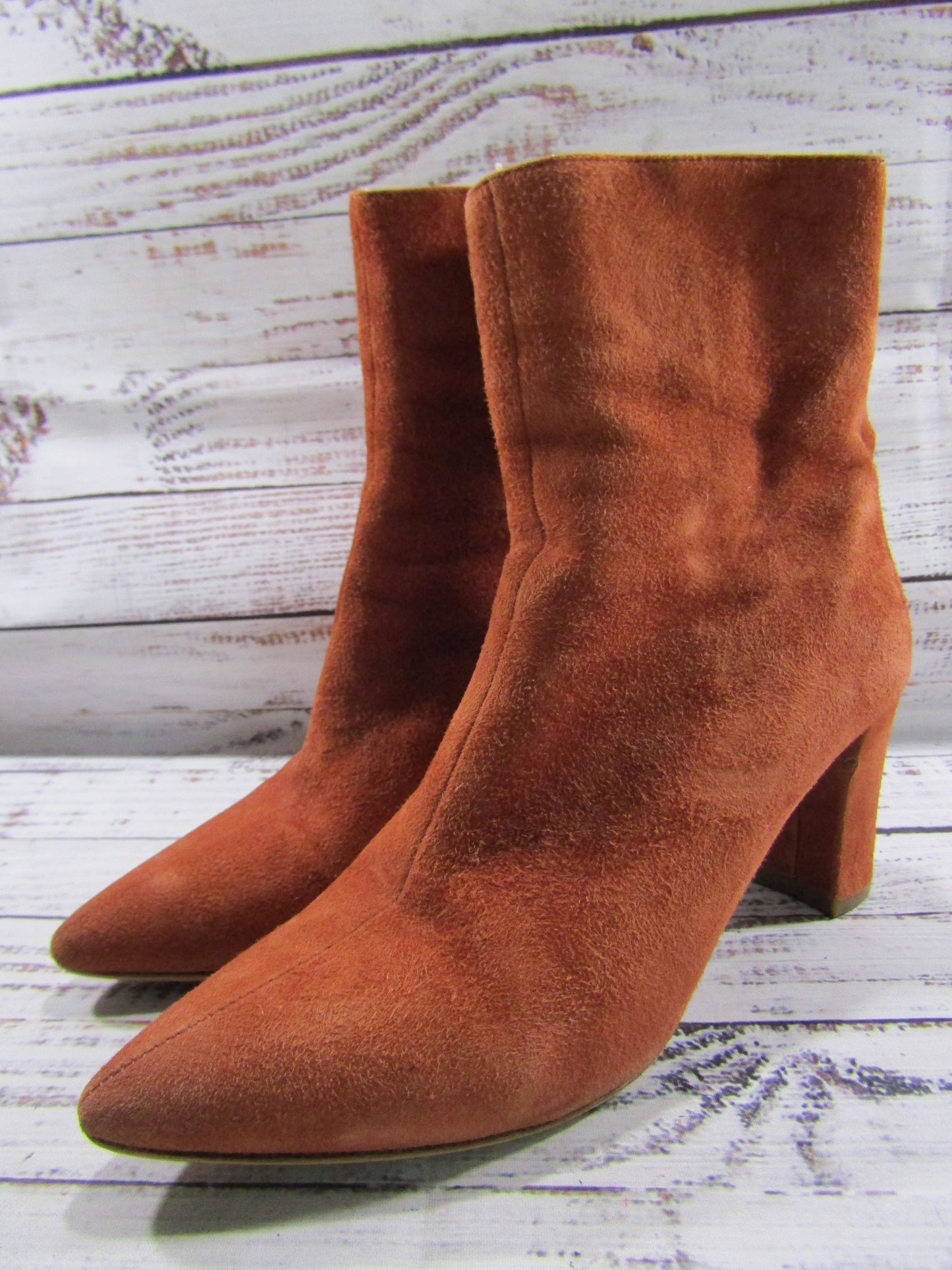 Club Monaco Women's Clay Suede Ankle Zip Boots Size 7 Made in Italy