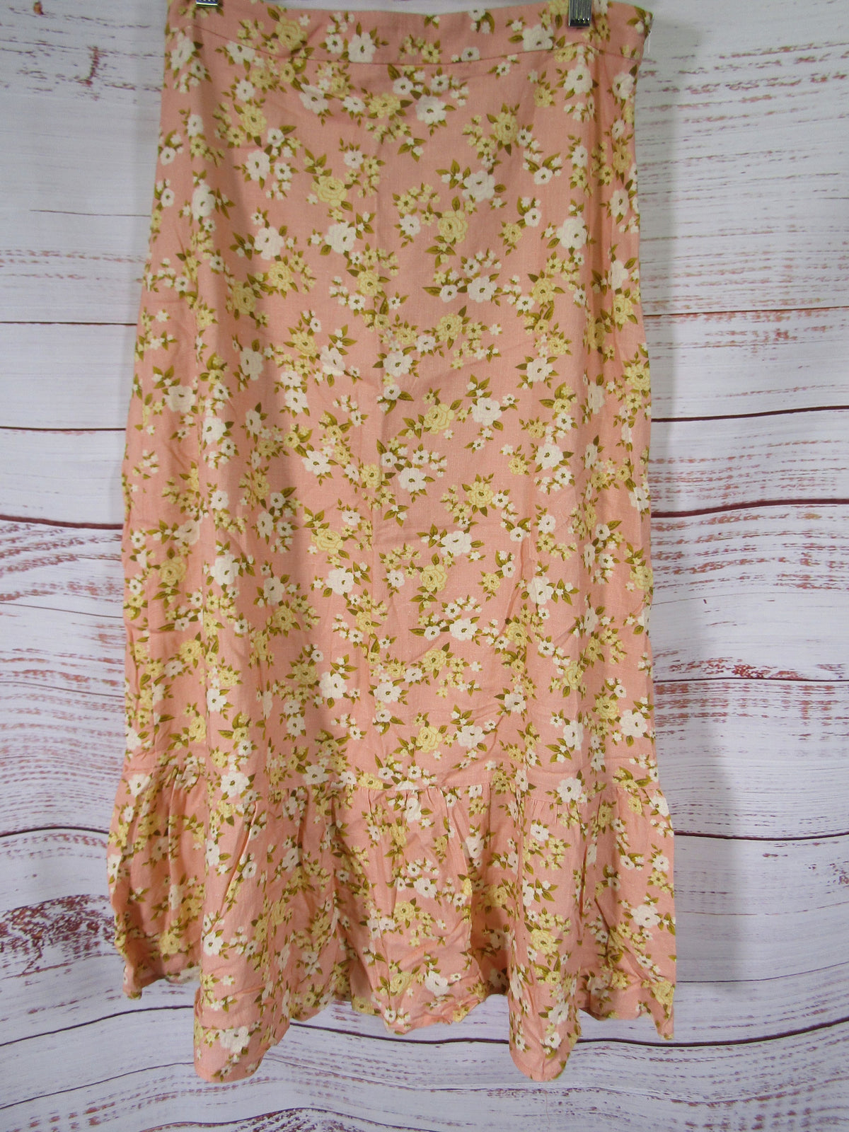 O.P.T Women's Floral Skirt Size XL