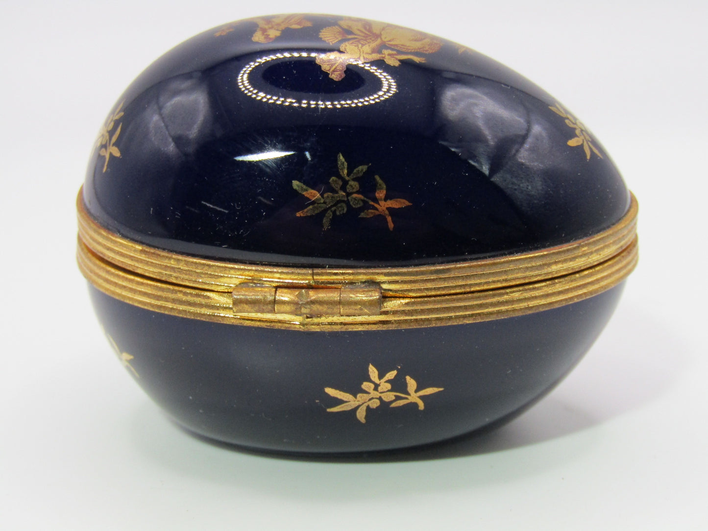 Limoges Courting Couple Cobalt Blue 24k Gold Wash Egg Trinket Box Made in France