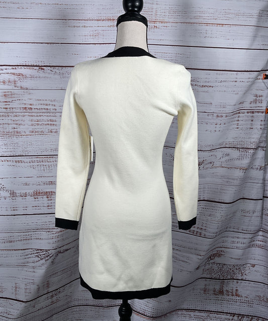 Hyacinth House Tuckernuck Elizabeth Knit Mini Dress Cream & Black XS