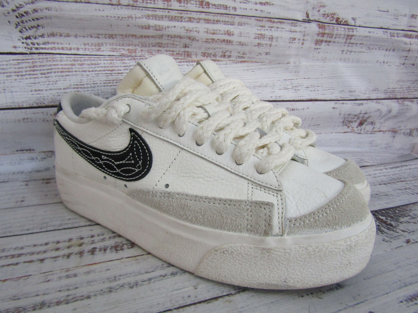 Nike Blazer Low Platform Needlework Women's Sneakers Size 6.5 FJ4556-133