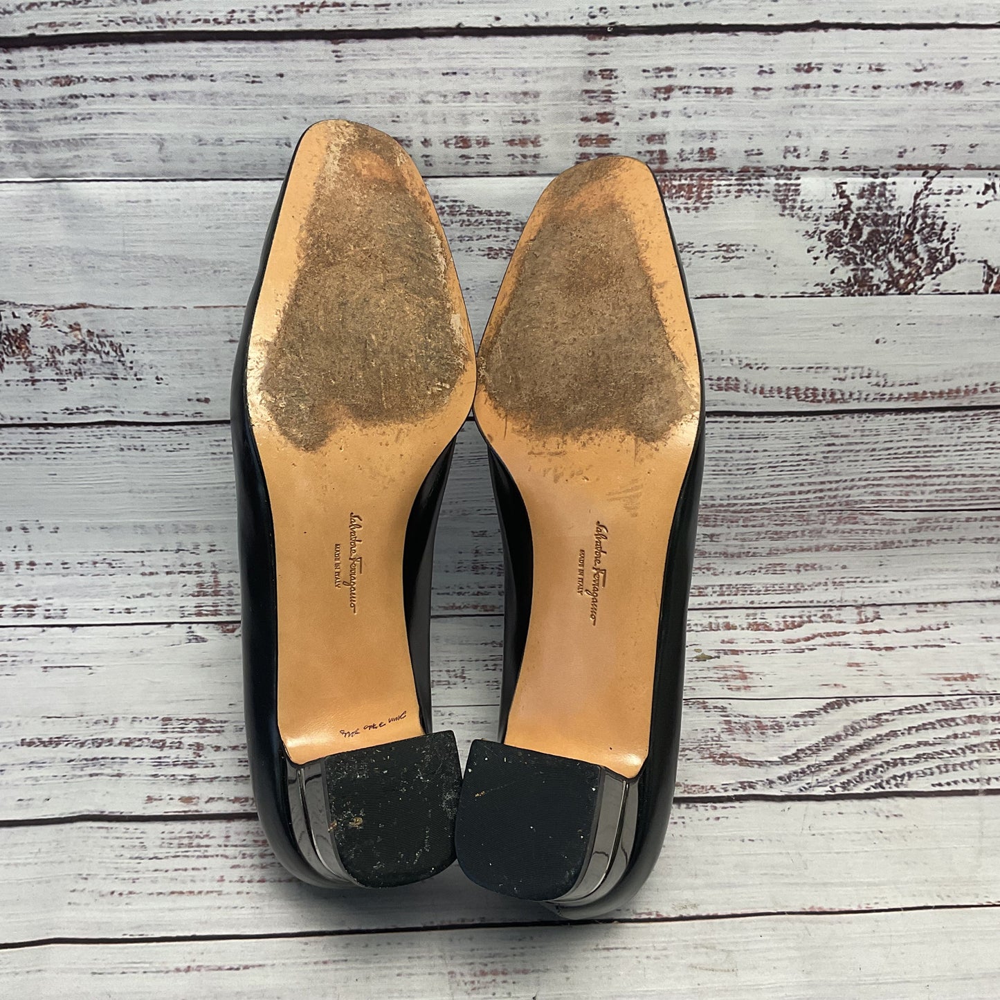 Salvador Ferragamo Gun Metal Mirror Heel Pump Heel Women Size 8.5