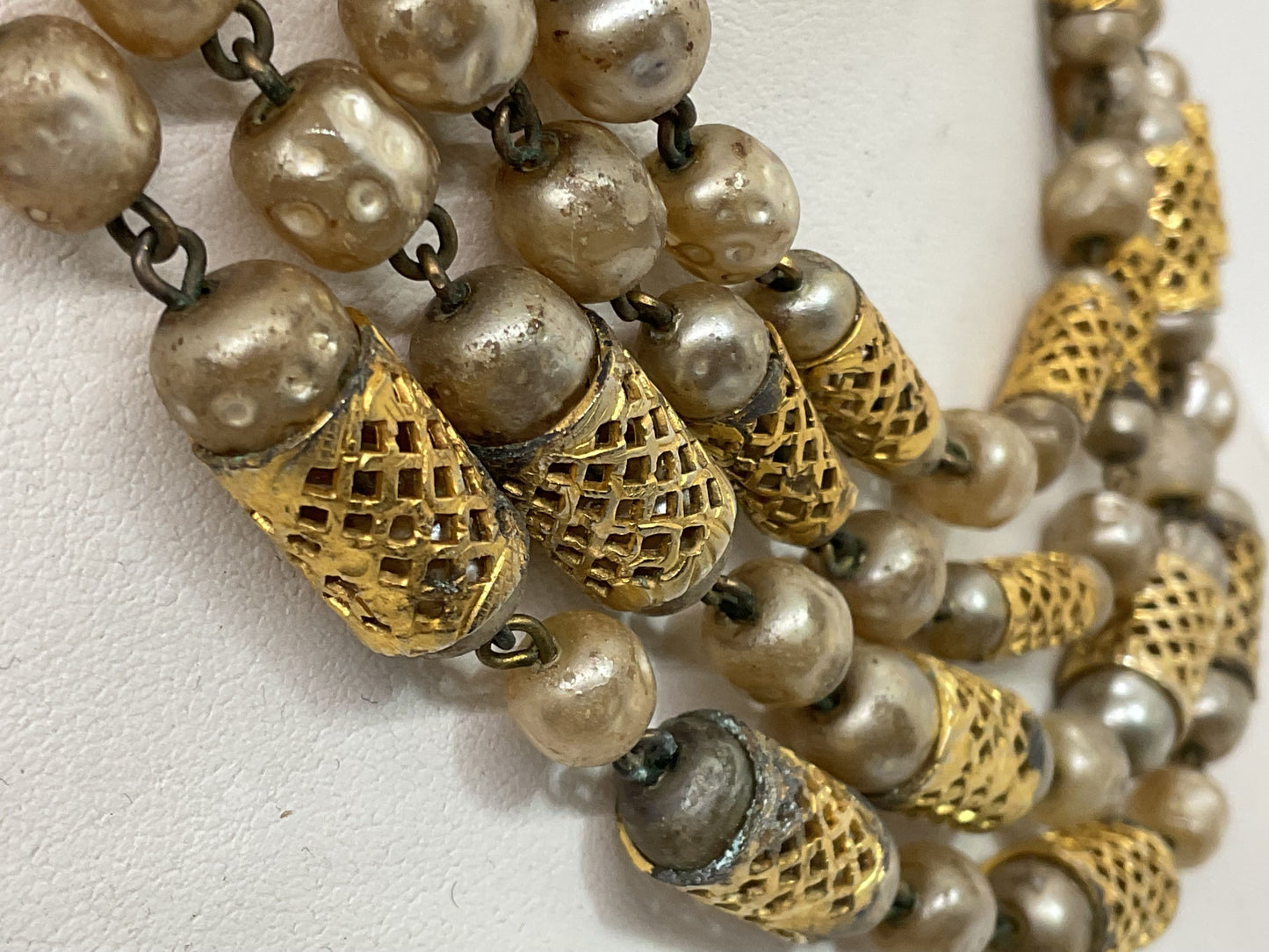 VTG. FREIRICH Gold Tone & Faux Pearl 3-Strand Necklace- 16"