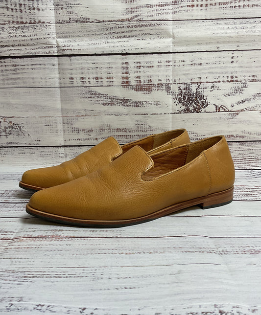 Patina Beige Slip-On Loafer Dress Shoe Women Size 7
