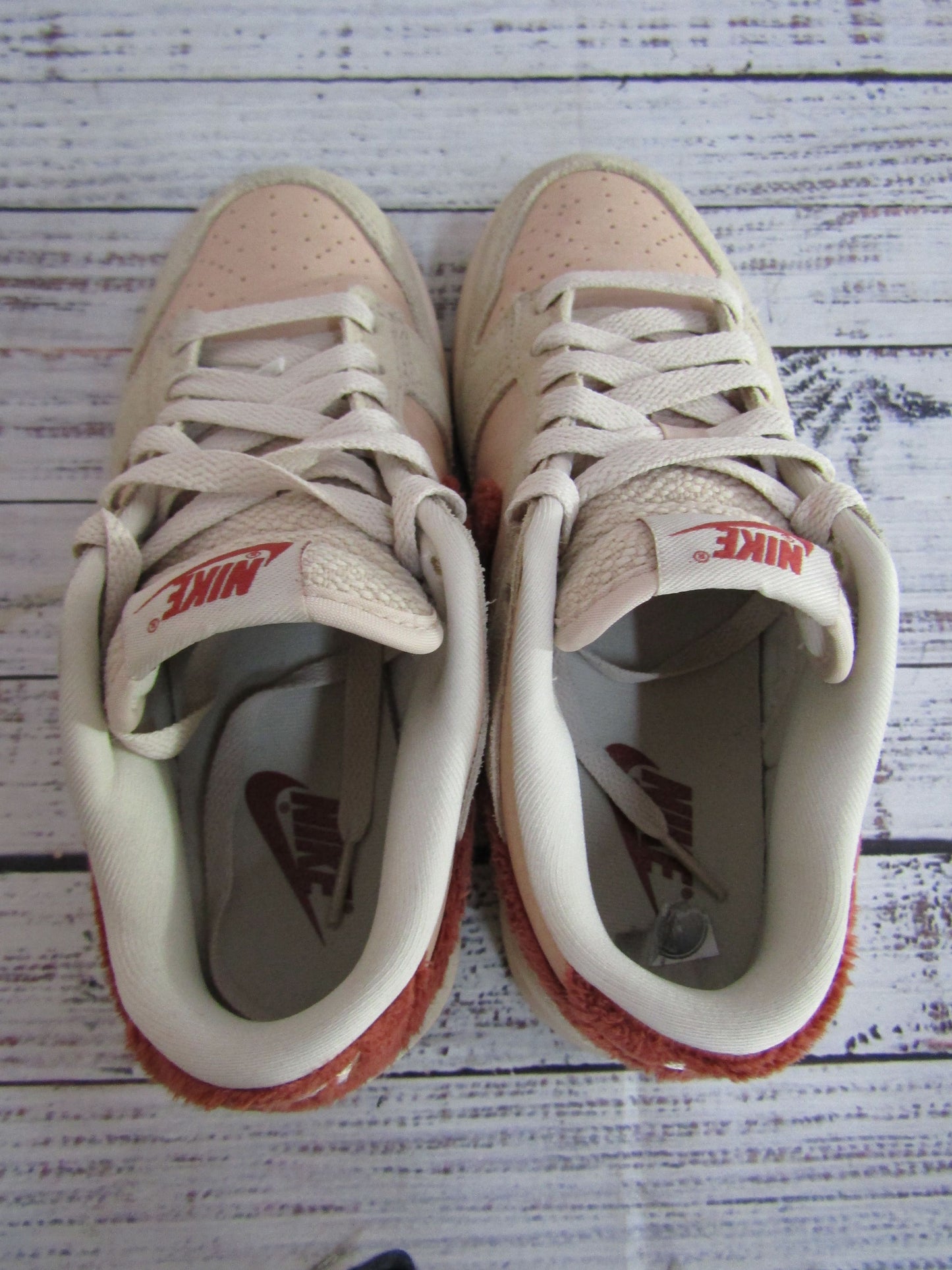 Nike Dunk Low Terry Swoosh Women's Low Top Sneakers Size 6 DZ4706-200