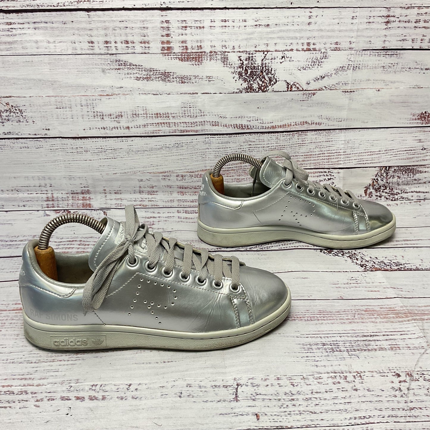 adidas RAF Simons x Stan Smith Silver Sneaker Athletic Shoe Teens Size 5.5
