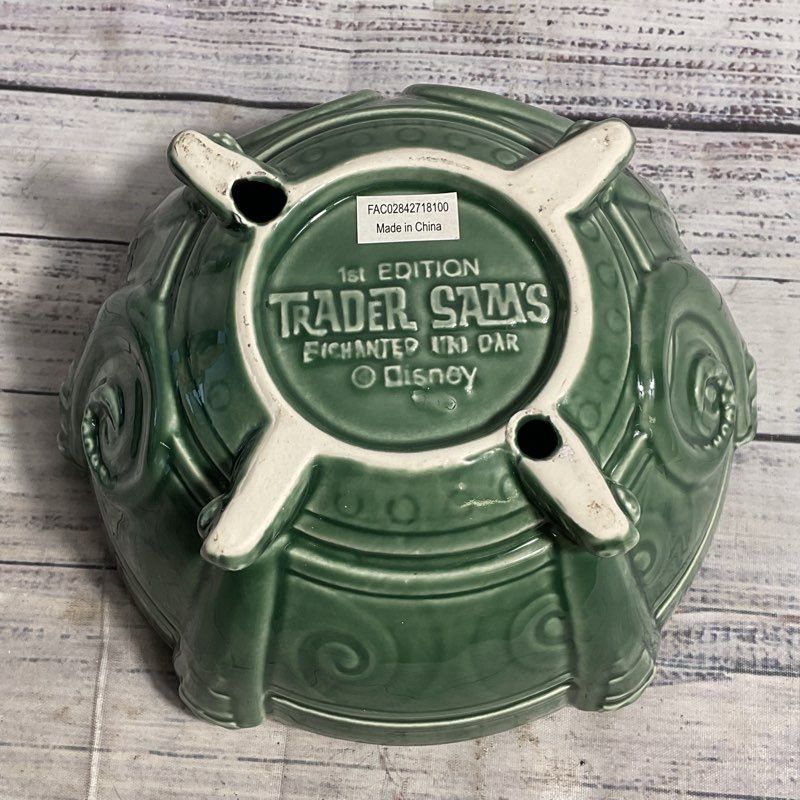 Disney Trader Sam's Enchanted Tiki Bar Kraken Bowl 1st Edition DLR Collectible
