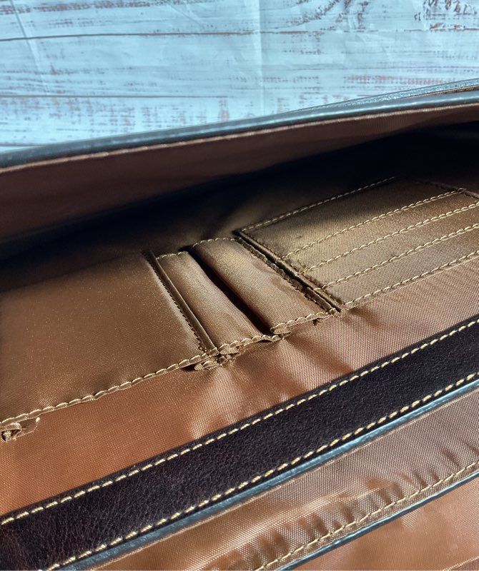 Wilsons Leather Dark Brown Briefcase Messenger Bag Leather