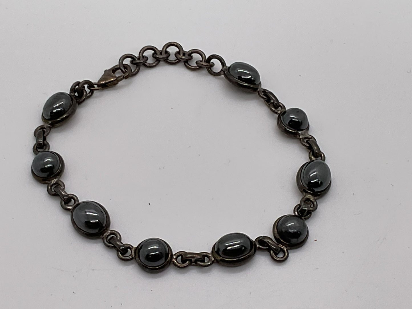 VTG. Sterling Silver & Hematite Cabochon Link 8" Bracelet- 15.11g